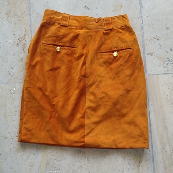Suede skirt - Picture 4 of 4